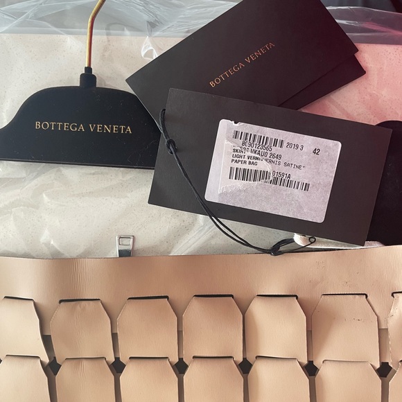 SOLD Bottega Veneta Vernis Satine Skirt - Picture 11 of 16